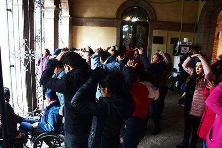 Participan en Tlaxco funcionarios y ciudadanos en macrosimulacro imagen 3