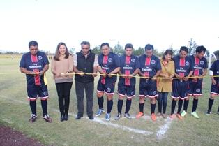 Inaugura alcalde en San Mateo Ayecac unidad deportiva imagen 2