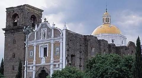 Muere sacerdote al interior de la parroquia de Tepeyanco