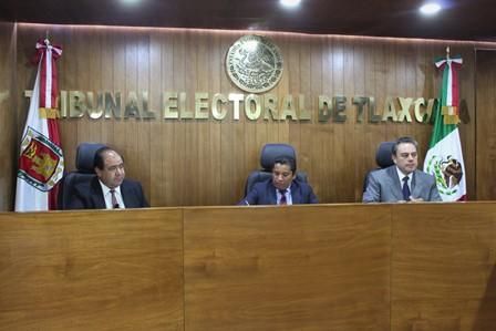 Multan magistrados del TET a alcalde y tesorera de Xaltocan