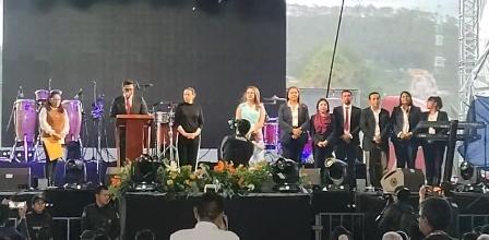 Arranca la Feria Tetla 2025 con un gesto de unidad y cercanía