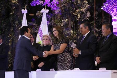 Atestigua comuna de Tlaxcala entrega de “Reconocimientos a Tiachcas” en Nuevo León imagen 1