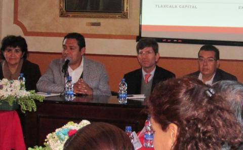 Analizan estrategias para fortalecer la educación en la capital imagen 2