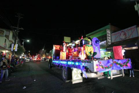 Todo listo para el desfile “Navidad Mágica De Tlaxco 2018” imagen 3