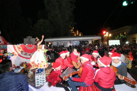 Todo listo para el desfile “Navidad Mágica De Tlaxco 2018” imagen 5