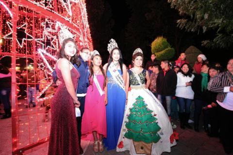 Todo listo para el desfile “Navidad Mágica De Tlaxco 2018” imagen 6