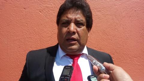 Alcalde priista pretendía vender vehículos chocolates