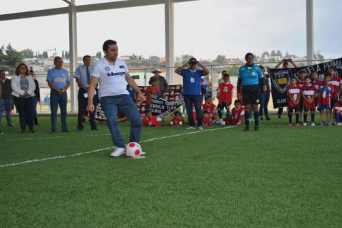 Alcalde fomenta el deporte en niños con torneo nacional “Futbolito Bimbo” imagen 2