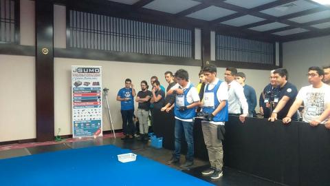 Partipa equipo tlaxcalteca en "International Robot Sumo Tournament 2016" imagen 2