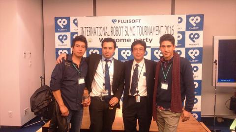 Partipa equipo tlaxcalteca en "International Robot Sumo Tournament 2016" imagen 1