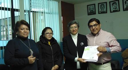 Entrega alcalde de Totolac escrituras de tres predios de Chimalpa