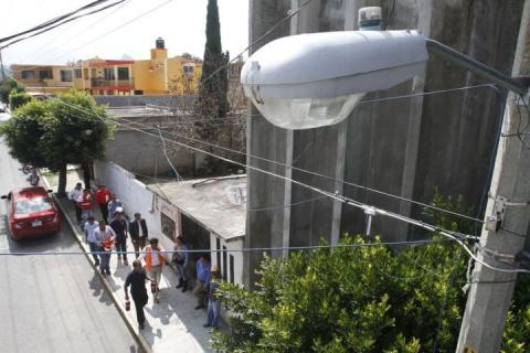 Inician renovación de luminarias en todo el municipio imagen 6