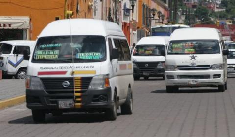 Transportistas van por aumento de 2 pesos en Tlaxcala