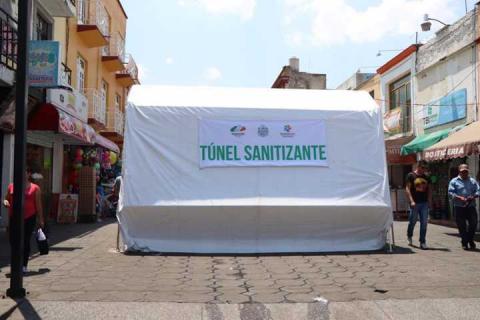 Instala Gobierno de Huamantla túneles sanitizantes para prevenir contagios por Covid-19 imagen 1