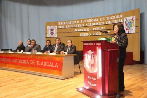 Reafirman vínculos UATx y Universidad Católica de Santa María Perú imagen 1