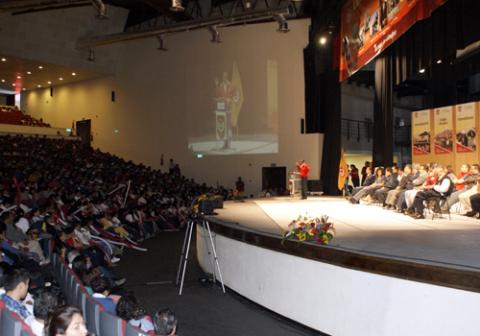 Se reúnen autoridades de la UAT con padres de familia