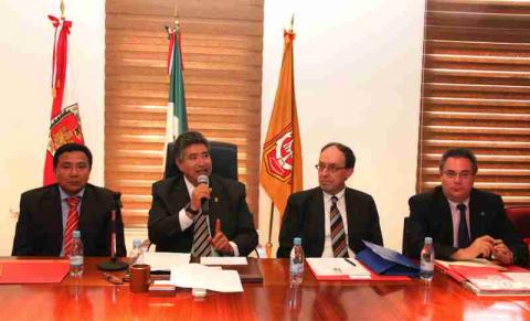 Refrendan colaboración la UAT y la Universidad de León, España