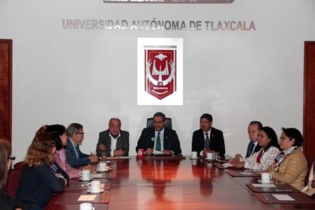 Busca la Facultad de Filosofía y Letras su segunda reacreditación imagen 1