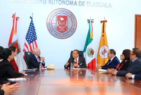 Afianzan colaboración internacional UATx y Embajada de Estados Unidos en México imagen 1