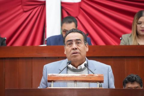 Propone Lenin Calva Pérez reconocer el derecho a una buena administración pública