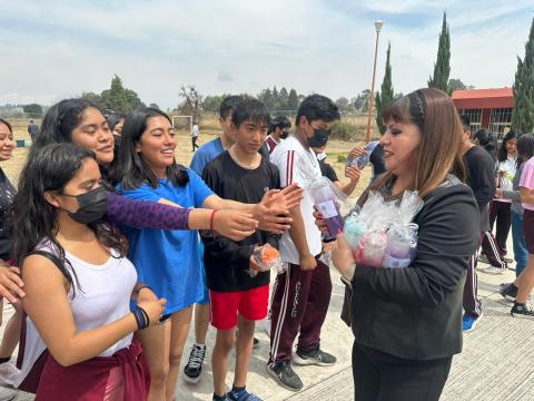 El éxito se consigue con esfuerzo y responsabilidad: diputada Brito Jiménez imagen 3