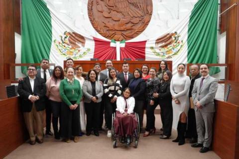 Con desempeño histórico, concluyó LXV Legislatura su primer periodo ordinario de sesiones imagen 2