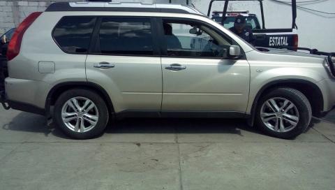 Recuperan camioneta con reporte de robo en Estado de México