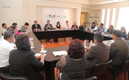 Fortalece USET coordinación con supervisores de educación básica