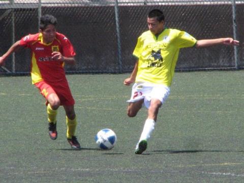 El Súper Líder de Cuarta Premier sigue sumando victorias, ahora venció 4 a 1 a Rafe Club