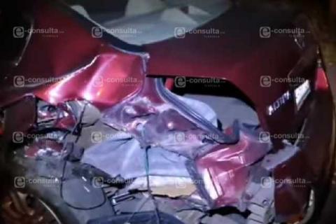 Borracho choca su vehículo con automóvil estacionado imagen 1