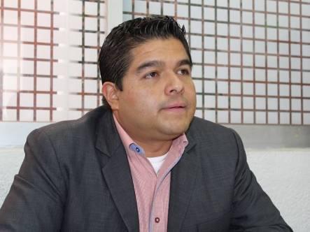 Coinciden presidentes de comunidad de Apizaco que alcalde no descuida funciones por ser coordinador de Anaya