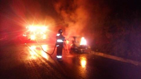 Se incendia ‘vochito’ en la pista Tlaxcala – Texmelucan