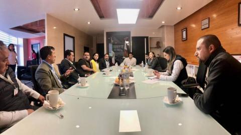Se reúne rector UPTx con Ayuntamiento de Xicohtzinco