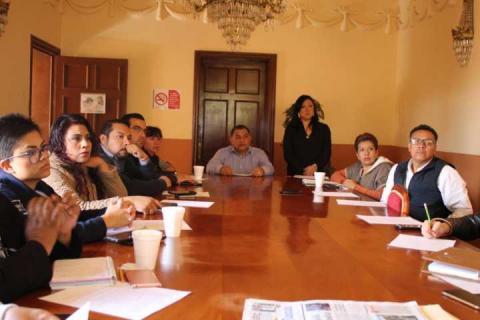 Primera sesión para fortalecer la transversalidad de género en Apetatitlán imagen 1