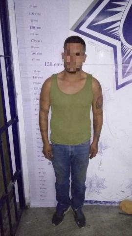 En operativo de vigilancia, asegura Policía de Apizaco a sujeto armado imagen 1