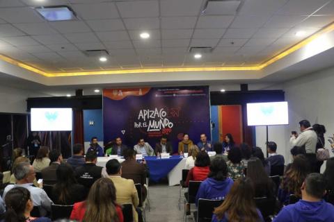 Edil encabeza presentación de la convocatoria Apizaco Por El Mundo imagen 4