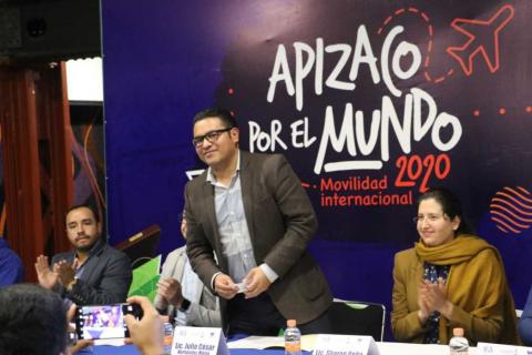 Edil encabeza presentación de la convocatoria Apizaco Por El Mundo imagen 1