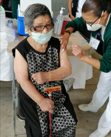 Sector salud beneficiará a 2 mil 500 personas con la vacuna contra el coronavirus en Papalotla