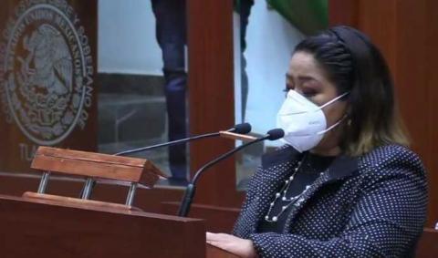 Hasta cinco años de cárcel a quien maltrate animales, propone Maribel León