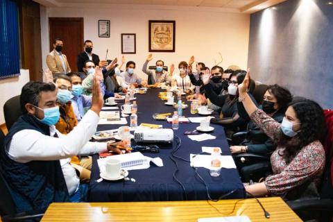 Disminuyen costos en licencias de funcionamiento y dictámenes en Apizaco; aprueba Cabildo por unanimidad