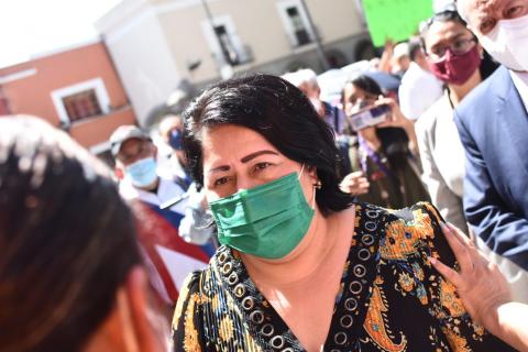 Se vuelven a manifestar trabajadores de la salud