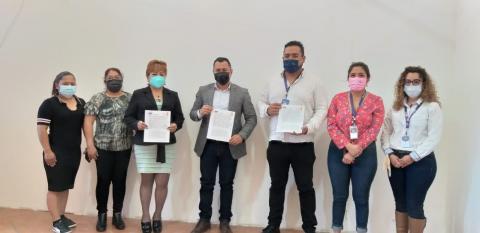 Gobierno de Xicohtzinco y el SEDIF pactan trabajo conjunto a favor de la infancia