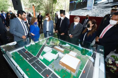 Colocó Gobernadora Lorena Cuéllar primera piedra para la construcción del C5i imagen 5