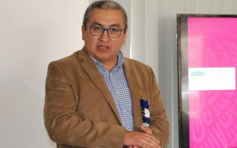 Secretario de Educación se transa aumento salarial de maestros