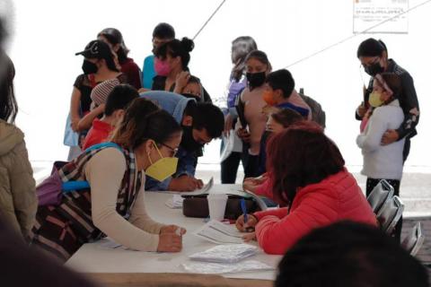 Se lleva a cabo jornada de vacunación en el Centro de Salud Urbano de Tlaxcala imagen 6