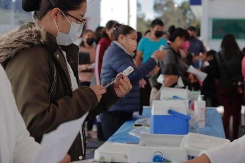 Se lleva a cabo jornada de vacunación en el Centro de Salud Urbano de Tlaxcala imagen 7