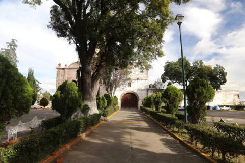 Aspectos: Iglesia de San Matías Tepetomatitlán imagen 7