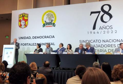 Participa Blanca Águila en 48vo Consejo Nacional Ordinario de Dirigentes del SNTSA