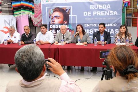 Presentan Desfile de moda "Herencia Milenaria" en Chiautempan imagen 5