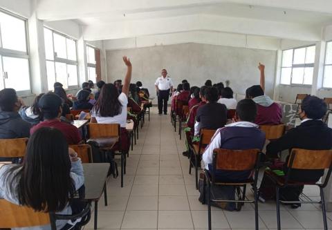 Más de 550 alumnos chiautempenses beneficiados con el programa “Juventud Segura” y “Protección Infantil” imagen 6